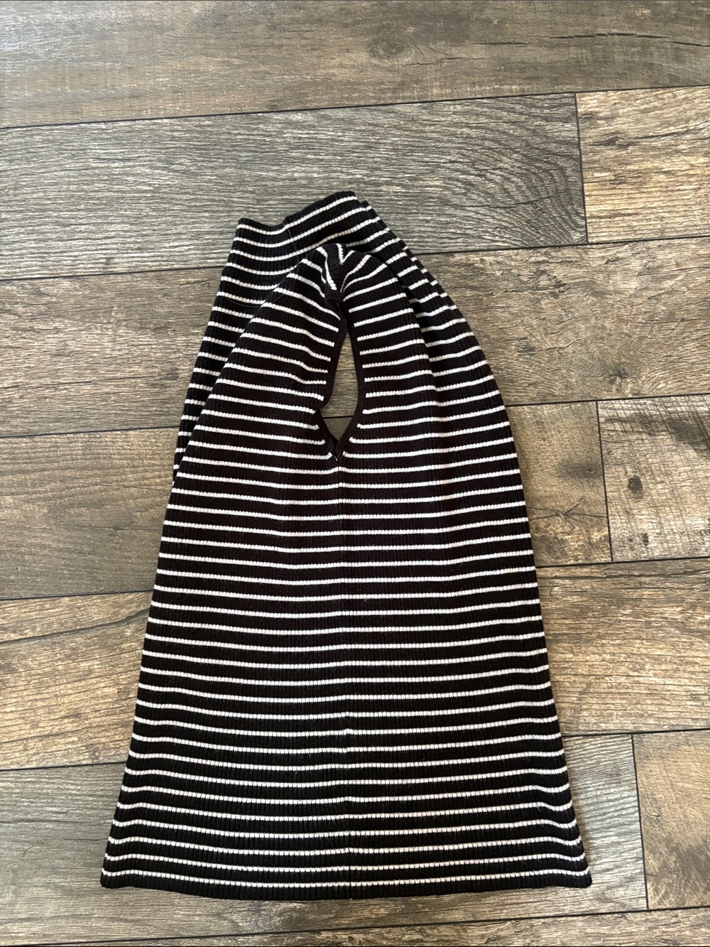 twik Black & White Striped Sleeveless Mock Neck Tank - Picture 4 of 5